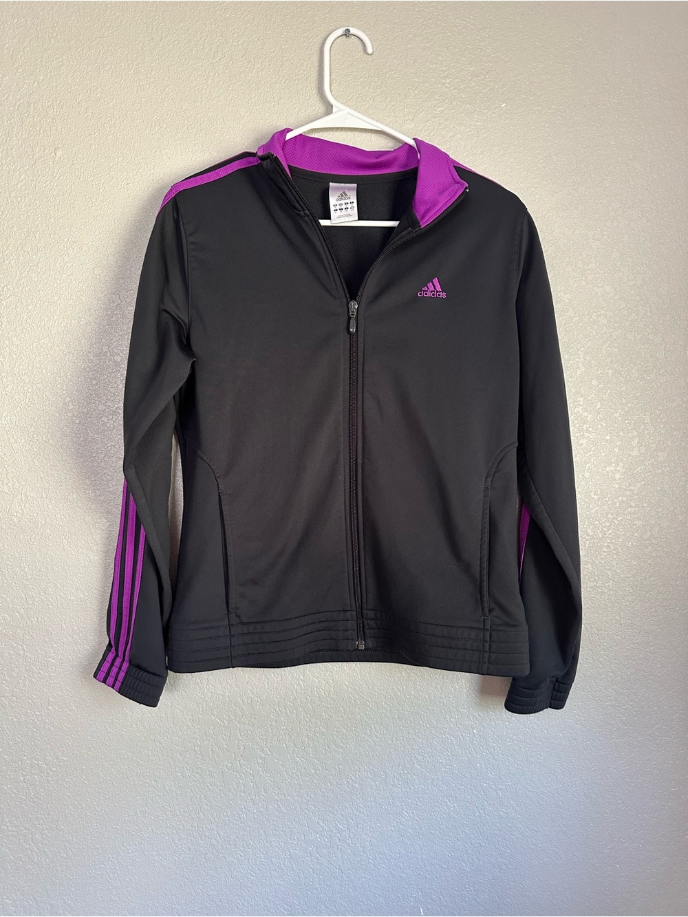 Adidas Long Sleeve Zippered Athletic Workout Jacket Coat